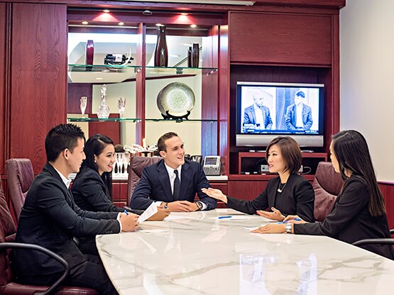 team-meeting-suntec-tower-3-singapore-555x416.png