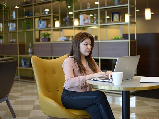 coworker-mbfc-singapore-555x416.jpg