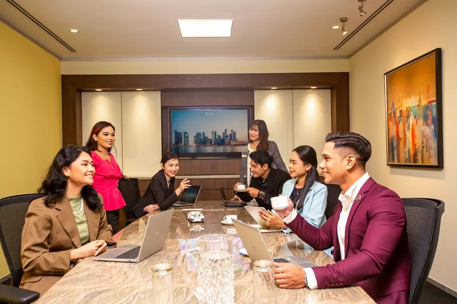 /media/39952/malaysia-board-room-ilham-tower.jpg